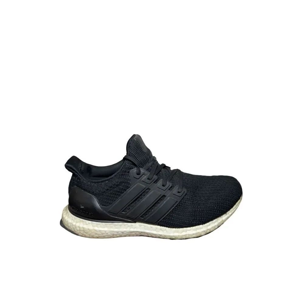 adidas Women’s Black Knit Running Sneaker with White Boost Midsole size 9.5